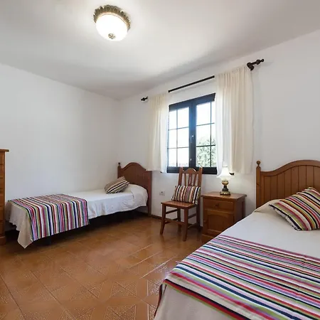 2br House - Solarium & Shower Terrace - 13 Vila Puerto del Carmen (Lanzarote)