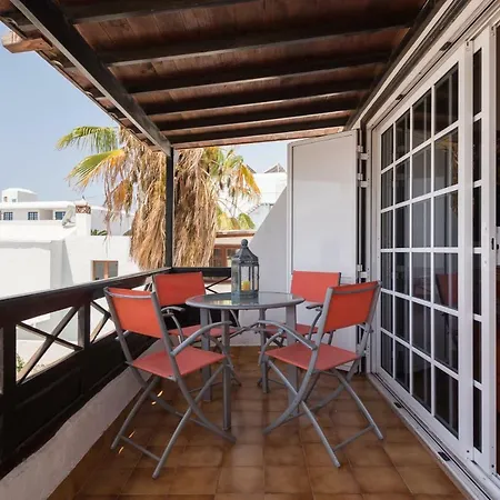2br House - Solarium & Shower Terrace - 13 Villa Puerto del Carmen (Lanzarote)